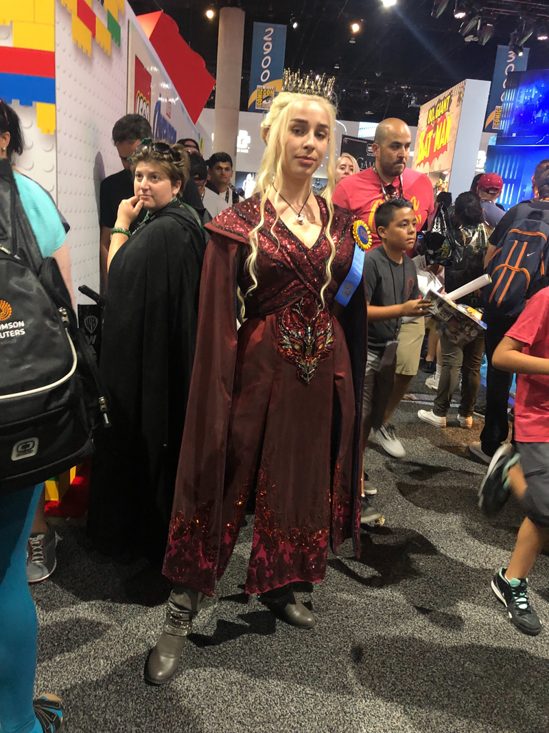 Daenerys Targaryen collects her award as... well, kinda very brief 2nd placer in the Game of Thrones?